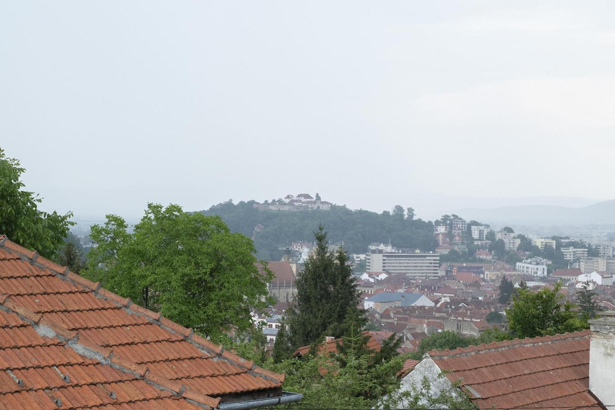 Mountain Escape Charm Braşov